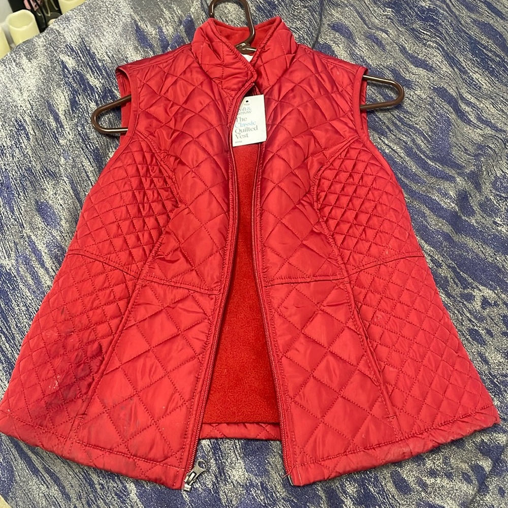 Quilted zip up fleece vest
